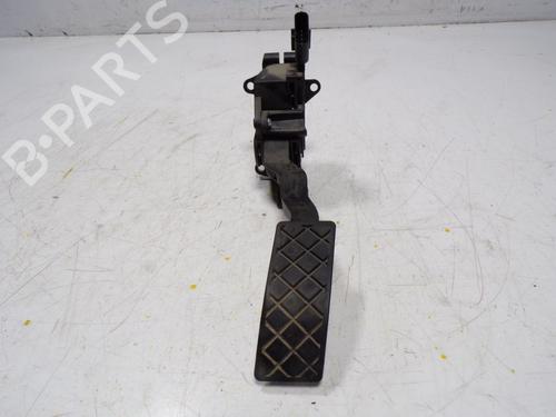 Used Pedal Pedal 8641198 8641198