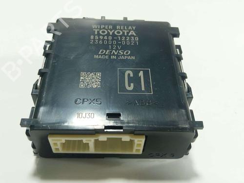 Used Electronic module Electronic module TOYOTA COROLLA Hatchback (_E21_, _EA1_, _EH1_) 1.8 VVTi Hybrid (ZWE219) (140 hp) 39697459 39697459
