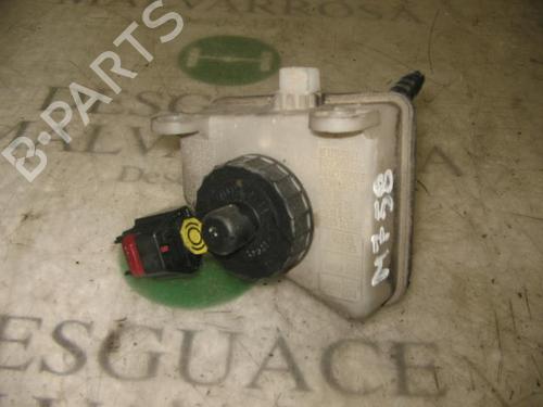 Used Power steering reservoir FORD FOCUS I (DAW, DBW) 1.8 Turbo DI / TDDi (90 hp) 14295614
