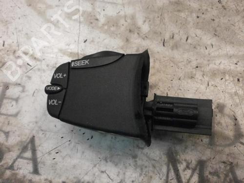 Used Electronic module FORD FIESTA V (JH_, JD_) 1.6 TDCi (90 hp) 3738121
