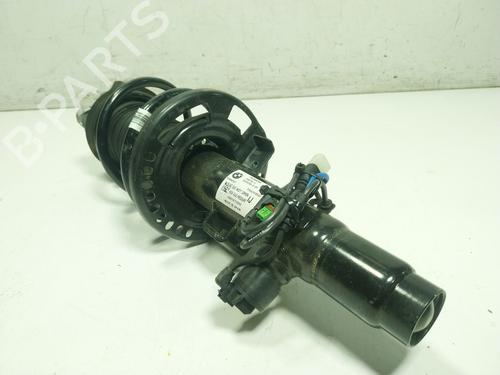 Used Left front shock absorber BMW 4 Convertible (G23, G83) M 440 i Mild-Hybrid xDrive (374 hp) 30358818