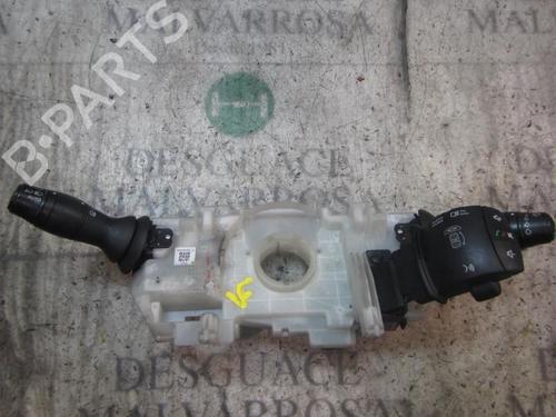 Used Headlight switch Headlight switch RENAULT MEGANE III Hatchback (BZ0/1_, B3_) 1.5 dCi (106 hp) 3835928 3835928