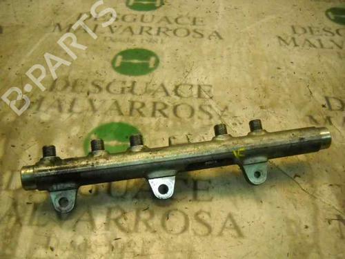 Used Injection rail Injection rail FIAT STILO (192_) 1.9 D Multijet (100 hp) 3779373 3779373