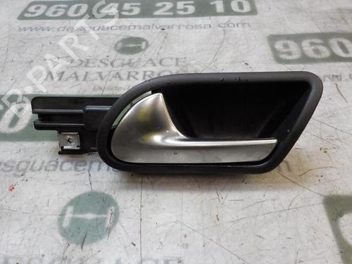 Venstre bagtil invendig håndtag VW GOLF V (1K1) 1.9 TDI (105 hp) 3857577