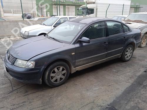 Right front door VW PASSAT B5 (3B2) 1.9 TDI | BP9212054C3 