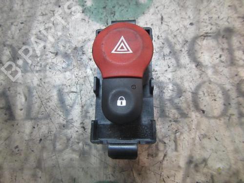 Used Warning switch Warning switch RENAULT KANGOO / GRAND KANGOO II (KW0/1_) 1.5 dCi 90 (KW05, KW08, KW0G, KW11) (90 hp) 3835393 3835393