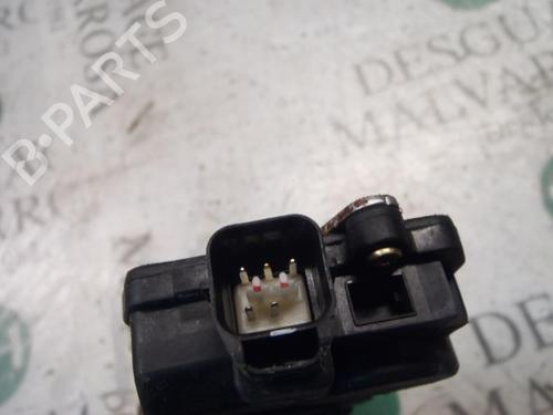 Rear left lock HYUNDAI SANTA FÉ I (SM) 2.4 16V | BP3815966C100 