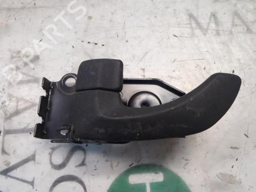 Used Front left interior door handle HYUNDAI SANTA FÉ I (SM) 2.4 16V (146 hp) 3816089