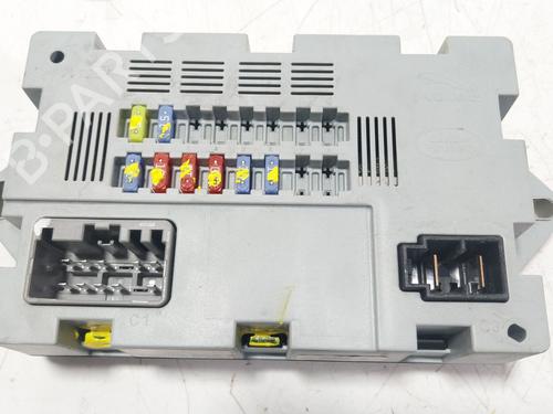 Used Fuse box Fuse box LAND ROVER RANGE ROVER EVOQUE (L538) 2.0 D 4x4 (150 hp) 30588099 30588099