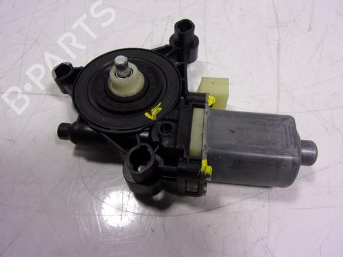 Used Right front window motor Right front window motor VW GOLF VII (5G1, BQ1, BE1, BE2) 1.6 TDI (105 hp) 16158568 16158568