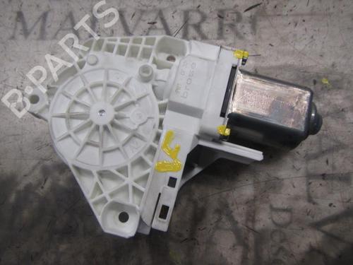 Used Right rear window motor Right rear window motor AUDI A4 B8 (8K2) 2.0 TDI 16V (140 hp) 3829622 3829622