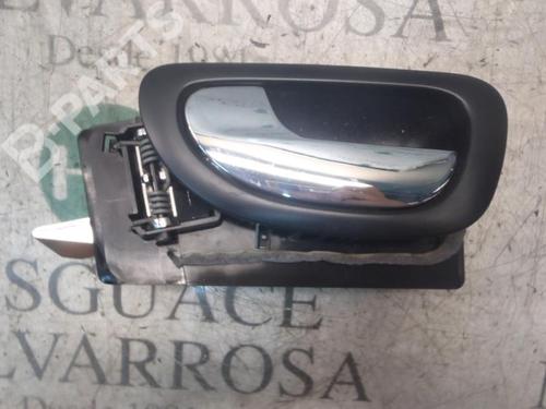 Used Front left interior door handle Front left interior door handle PEUGEOT 307 (3A/C) 2.0 HDi 90 (90 hp) 3775122 3775122