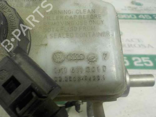 Brake master cylinder VW GOLF VI (5K1) 1.6 TDI | BP6458109M77 