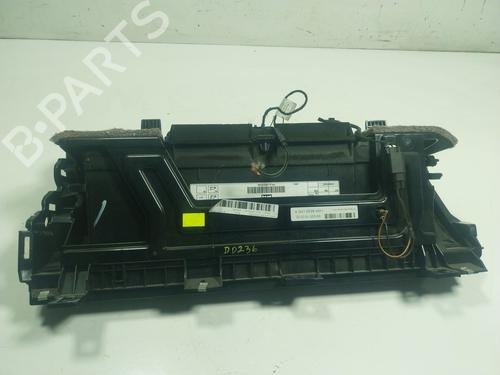 Glove box LAND ROVER RANGE ROVER SPORT II (L494) 3.0 TDV6 4x4 | BP19264045C95 