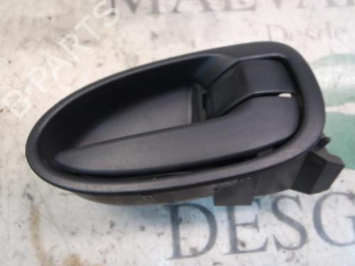 Used Rear right interior door handle Rear right interior door handle TOYOTA YARIS (_P9_) 1.4 D-4D (NLP90_, NLP90R) (90 hp) 3798044 3798044