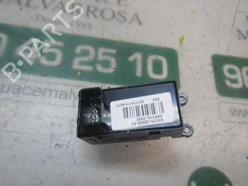 Right front window switch HYUNDAI i40 I (VF)  | BP3868755I26 
