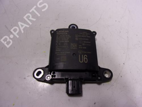 Used Electronic module Electronic module TOYOTA COROLLA Cross (ZVG1_, ZSG1_, MXGH1_, MXGA1_) 1.8 Hybrid (ZVG13) (140 hp) 15880730 15880730