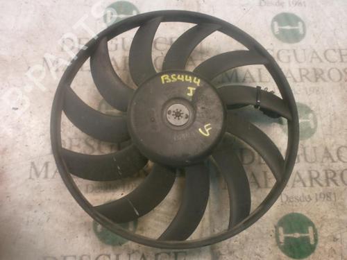 Used Radiator fan CHRYSLER VOYAGER IV (RG, RS) 2.5 CRD (141 hp) 3801692