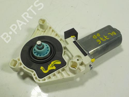 Used Right front window motor Right front window motor VW GOLF VII (5G1, BQ1, BE1, BE2) 1.4 TSI (125 hp) 14480239 14480239