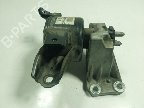 Used Engine mount KIA CARENS IV 1.7 CRDi (116 hp) 17089902