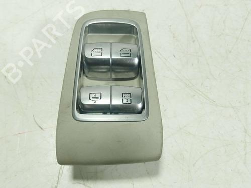 Used Right rear window switch Right rear window switch 39231529 39231529