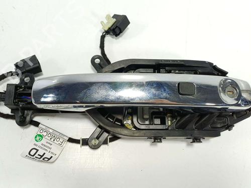 Used Front left exterior door handle Front left exterior door handle 38174984 38174984