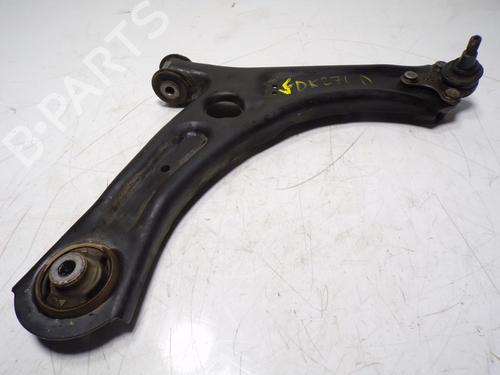 Used Right front suspension arm Right front suspension arm SKODA YETI (5L) 1.2 TSI (105 hp) 13411372 13411372