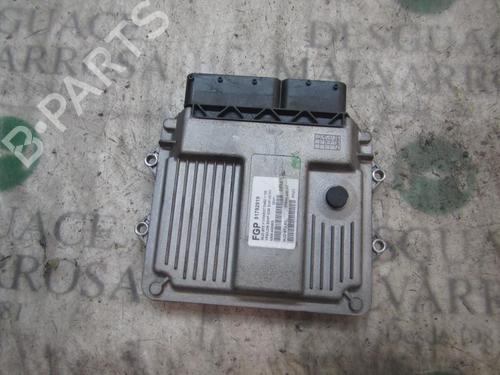 Used Engine control unit (ECU) Engine control unit (ECU) LANCIA YPSILON (843_) 1.3 D Multijet (843.AXE11, 843.AXE1A) (90 hp) 3832226 3832226