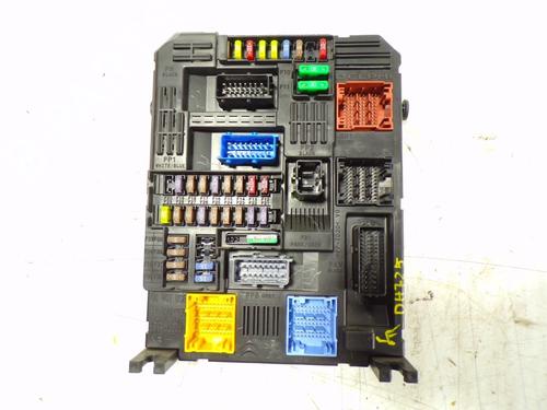 Used Fuse box Fuse box CITROËN C3 III (SX) [2016-2026] 8420838 8420838