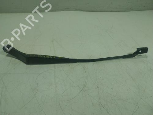 Used Front windshield wiper arm OPEL ASTRA K (B16) 1.6 CDTi (68) (110 hp) 17608796