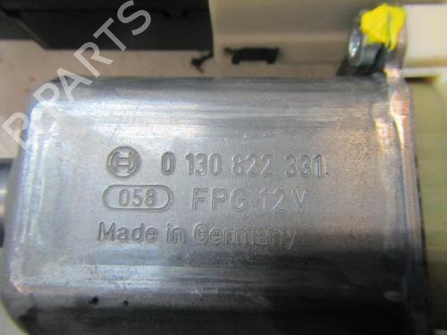 Right front window motor RENAULT LAGUNA III Grandtour (KT0/1)  | BP3991696E20 
