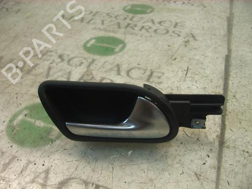 Højre bagtil invendig håndtag VW GOLF V (1K1) [2003-2010]  3764205