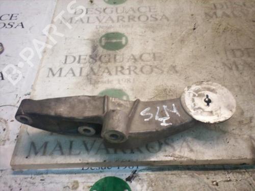 Used Engine mount Engine mount ALFA ROMEO 146 (930_) 1.4 i.e. 16V T.S. (930.B3A) (103 hp) 9086502 9086502