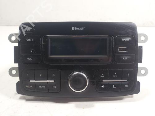 Used Radio DACIA SANDERO II 1.5 dCi (90 hp) 24539815