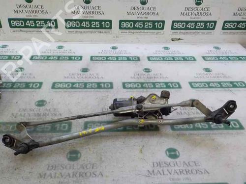 Used Front wiper motor RENAULT KANGOO / GRAND KANGOO II (KW0/1_) [2008-2025]  6046346