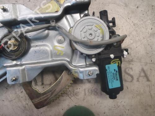 Rudehejsemekanisme Højre bagtil KIA SORENTO I (JC) 2.5 CRDi 4WD | BP3807042C25 