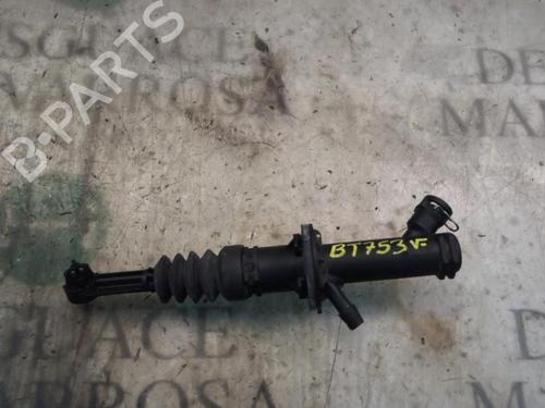 Used Clutch slave cylinder Clutch slave cylinder RENAULT MEGANE II (BM0/1_, CM0/1_) 1.6 16V (112 hp) 14269686 14269686