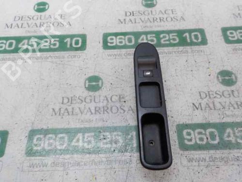Used Right front window switch Right front window switch PEUGEOT 307 (3A/C) 1.6 HDi (90 hp) 4550173 4550173