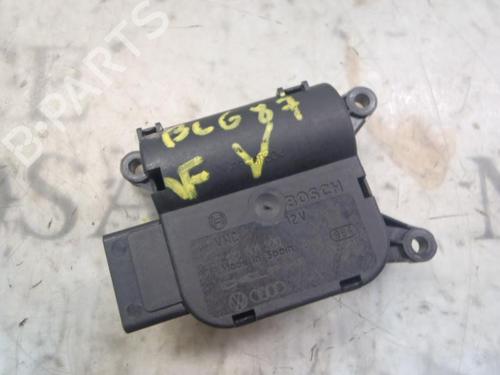 Used Electronic module VW TOUAREG (7LA, 7L6, 7L7) 2.5 R5 TDI (174 hp) 9529904