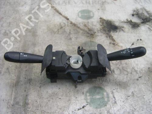 Used Steering column stalk Steering column stalk ALFA ROMEO 166 (936_) 2.4 JTD (936A2A__) (136 hp) 3770052 3770052