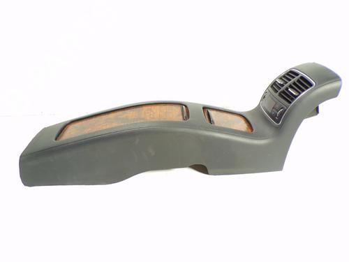Used Armrest / Center console Armrest / Center console MERCEDES-BENZ CLS (C219) CLS 320 CDI (219.322) (224 hp) 8350460 8350460
