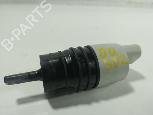 Used Washer pump BMW 8 Coupe (G15, F92) 840 d xDrive (320 hp) 23553304