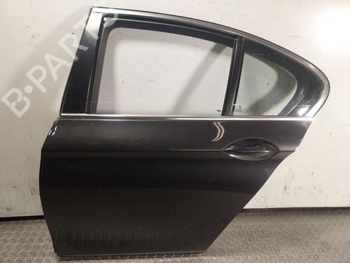 Used Left rear door Left rear door 17608957 17608957