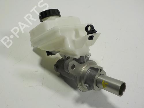 Used Brake master cylinder TOYOTA YARIS CROSS (MXP_) [2020-2025]  12226595