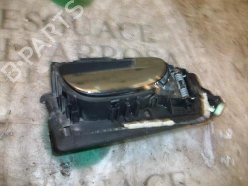 Used Rear right interior door handle Rear right interior door handle PEUGEOT 307 (3A/C) 2.0 HDi 90 (90 hp) 3784936 3784936