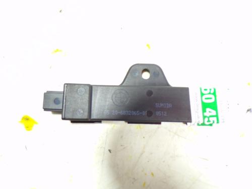 BP9656404M83 main image