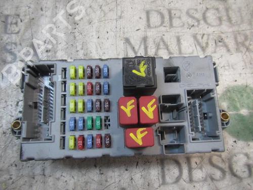 Used Fuse box Fuse box FIAT CROMA (194_) 2.4 D Multijet (200 hp) 4011180 4011180
