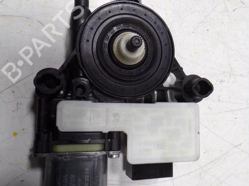Right rear window motor SEAT LEON (5F1) 1.6 TDI | BP8668410E22 