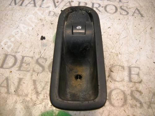 Used Right rear window switch Right rear window switch RENAULT MEGANE II (BM0/1_, CM0/1_) [2001-2012] 3734602 3734602