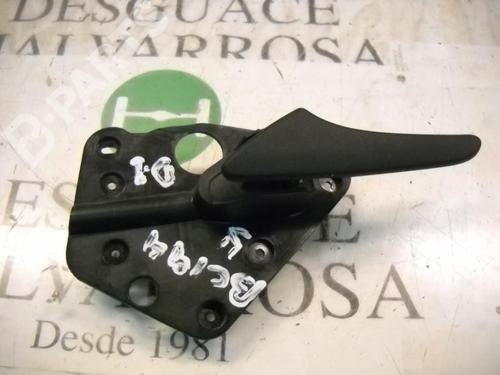 Used Front left interior door handle Front left interior door handle MERCEDES-BENZ VITO / MIXTO Van (W639) 109 CDI (639.601, 639.603, 639.605) (88 hp) 3781499 3781499